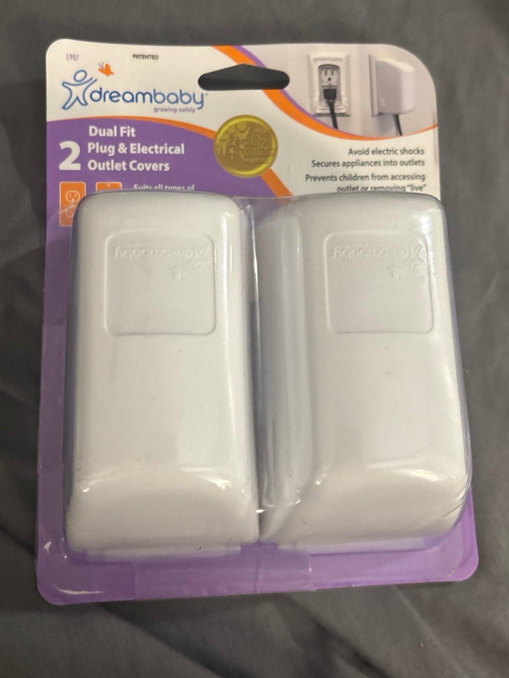 Dreambaby White Dual Fit Plug & Electrical Outlet Covers - 2 Pack